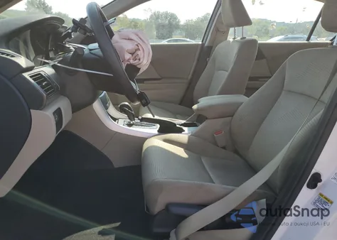 2015 Honda Accord Lx z USA, uszkodzony, nr VIN 1HGCR2F30FA065256